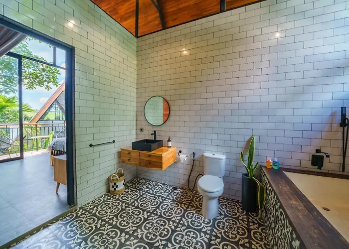 Kirana - Designer 2-bedroom With Pool In Pererenan * Canggu