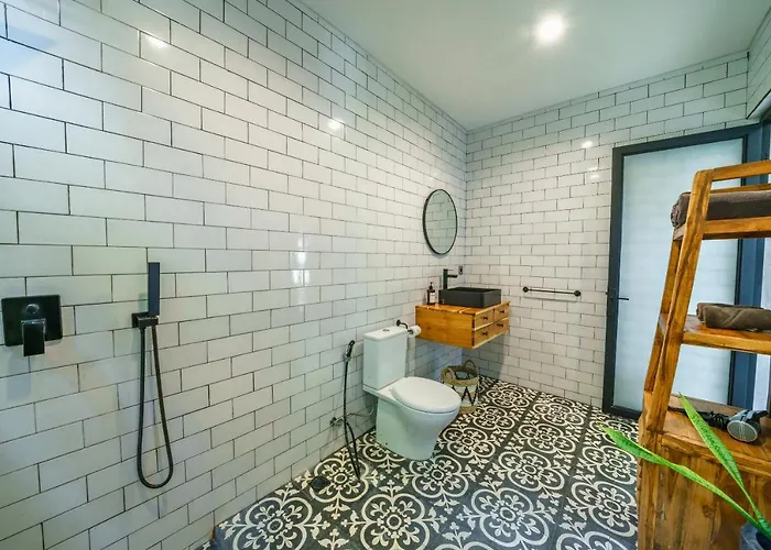 Kirana - Designer 2-bedroom With Pool In Pererenan Canggu