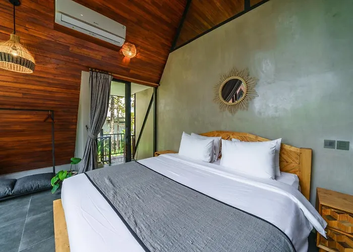 Kirana - Designer 2-bedroom With Pool In Pererenan Canggu