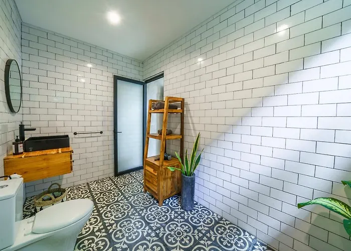 Kirana - Designer 2-bedroom With Pool In Pererenan Villa Canggu