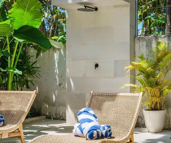 Kirana - Designer 2-bedroom With Pool In Pererenan * Canggu