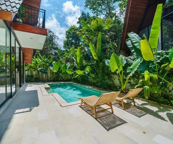 Villa Kirana - Designer 2-bedroom With Pool In Pererenan