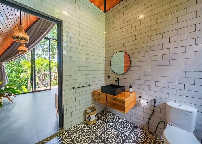Kirana - Designer 2-bedroom With Pool In Pererenan * Canggu